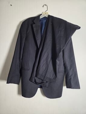 J.Hillburn Navy Blue Pinstrip Guabello Wool 2 Piece Single Breasted Suit sz 43R